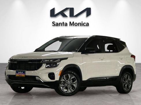 Certified 2024 Kia Seltos S image 2