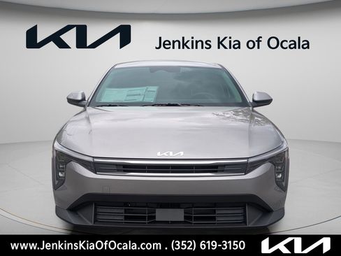 New 2026 Kia K4 LXS image 10