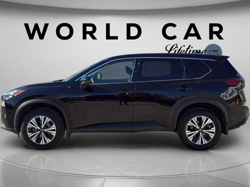Used 2021 Nissan Rogue SV FWD image 4