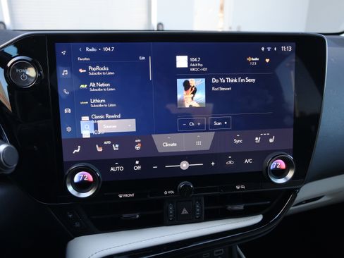 Used 2025 Lexus NX 450h+ AWD w/ Luxury Package image 20