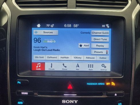 Used 2017 Ford Explorer Sport AWD/4WD image 25
