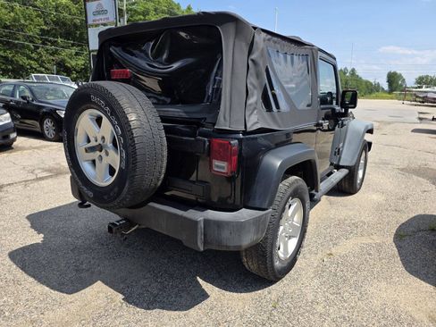 Used 2011 Jeep Wrangler Sport AWD/4WD image 9