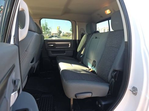 Used 2018 RAM 2500 Big Horn AWD/4WD image 35