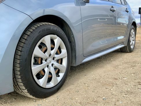 Used 2020 Toyota Corolla LE image 14