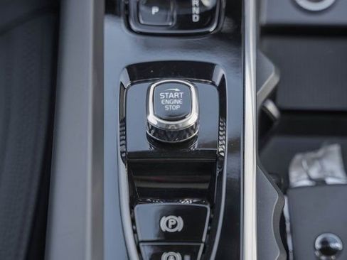 New 2026 Volvo XC60 B5 Plus w/ Protection Package Premier image 25