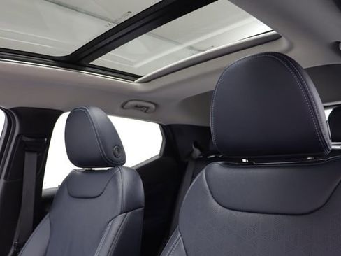 Certified 2023 Chevrolet Bolt EUV Premier w/ Sun & Sound Package image 15