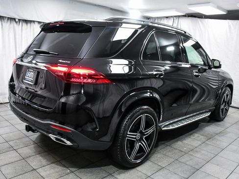 Used 2025 Mercedes-Benz GLE 450e 4MATIC w/ AMG Line Exterior image 6