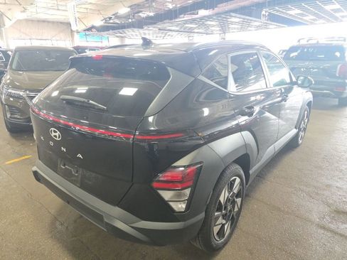 Used 2025 Hyundai Kona SEL FWD image 2