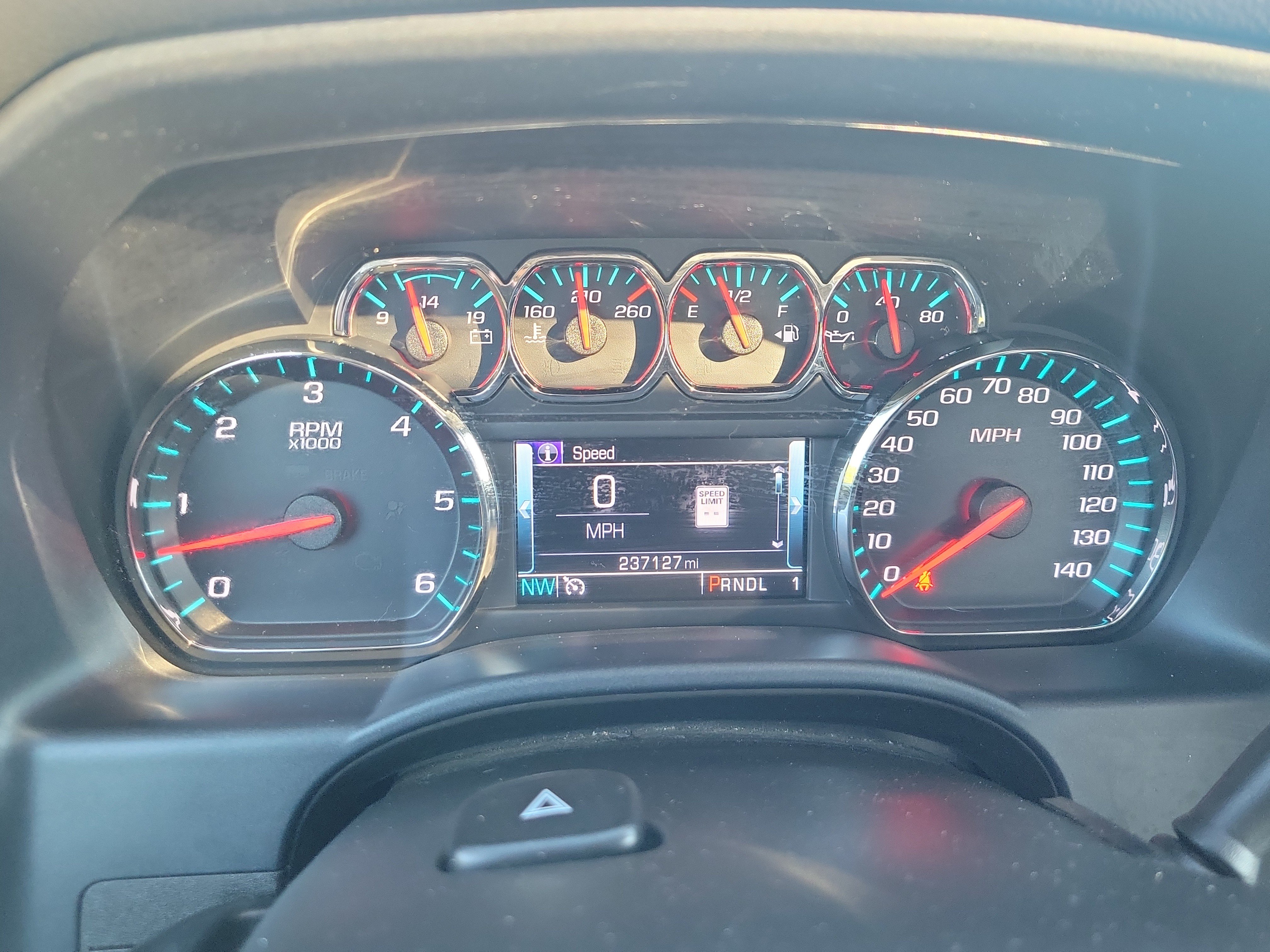 Used 2018 GMC Sierra 2500 SLT AWD/4WD image 22