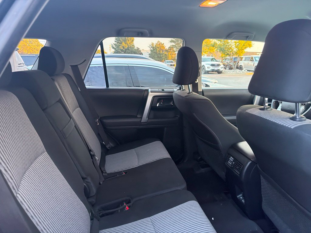 Used 2023 Toyota 4Runner SR5 AWD/4WD image 4