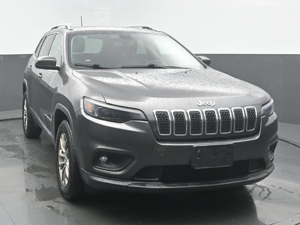 Used 2019 Jeep Cherokee Latitude Plus w/ Comfort/Convenience Group AWD/4WD image 9