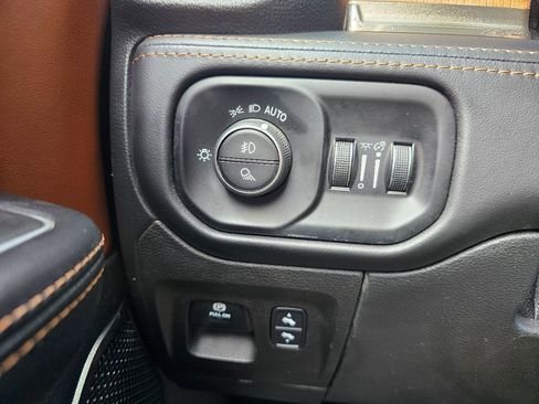 Used 2022 RAM 1500 Limited image 25