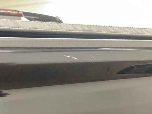 Used 2017 GMC Sierra 1500 SLT image 30