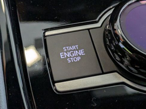 New 2026 Volkswagen Tiguan SEL R-Line image 22