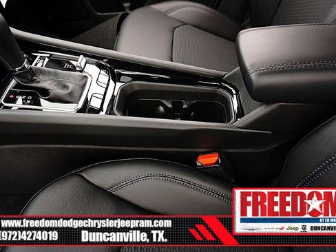 New 2026 Jeep Compass Latitude AWD/4WD image 35