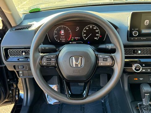 Used 2022 Honda Civic LX image 11