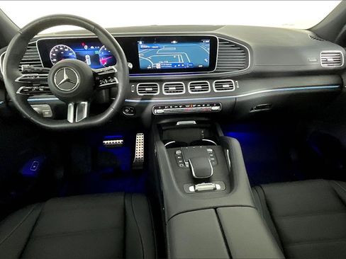 New 2025 Mercedes-Benz GLS 450 4MATIC image 5