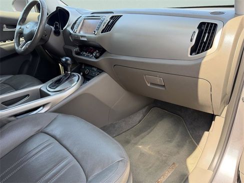 Used 2016 Kia Sportage EX w/ EX Premium Package image 16