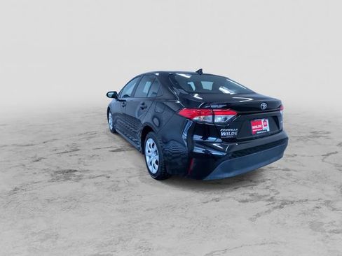 Used 2025 Toyota Corolla LE image 7