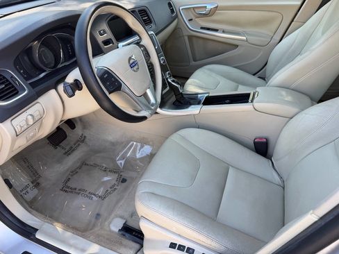 Used 2015 Volvo S60 T5 Premier image 21