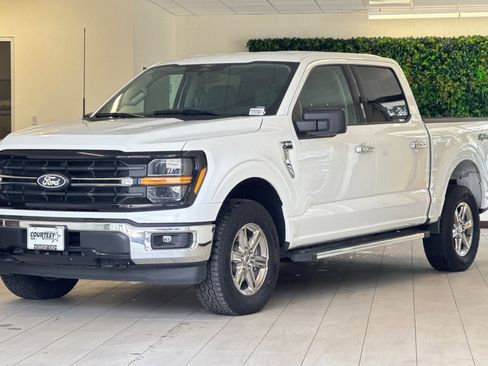 Certified 2025 Ford F150 XLT w/ Equipment Group 301A Standard image 8