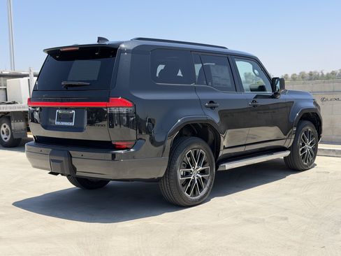 New 2026 Lexus GX 550 AWD/4WD image 11