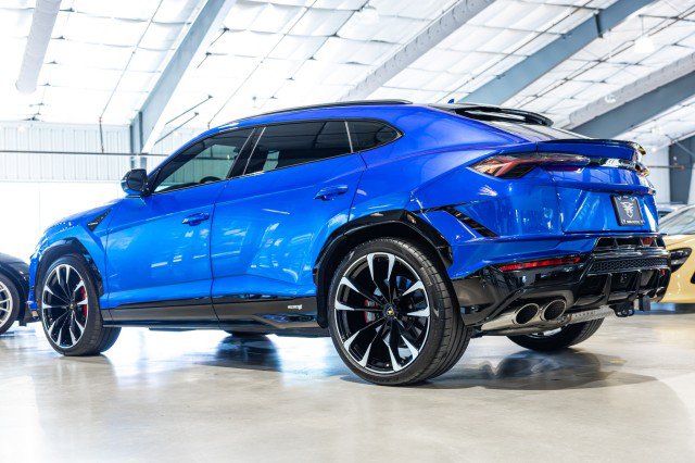 Used 2023 Lamborghini Urus S AWD/4WD image 4