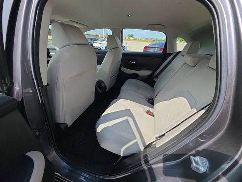 Certified 2024 Honda HR-V LX image 25
