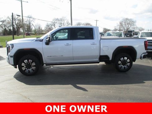 Used 2024 GMC Sierra 2500 Denali w/ Max Trailering Package image 13