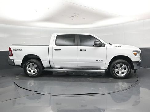 Used 2024 RAM 1500 Big Horn AWD/4WD image 32