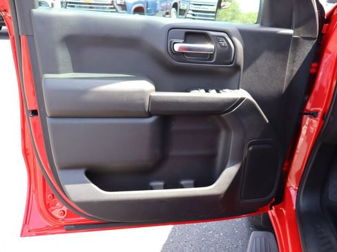 Used 2020 Chevrolet Silverado 1500 Custom Trail Boss w/ Custom Convenience Package AWD/4WD image 17