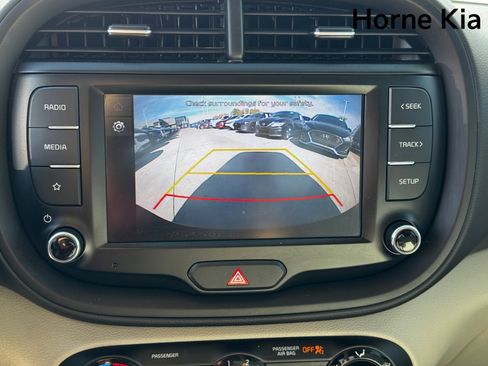 Certified 2022 Kia Soul LX image 22