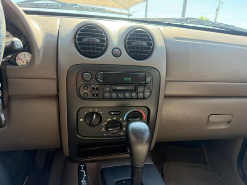Used 2003 Jeep Liberty Sport AWD/4WD image 22