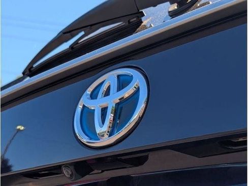 Used 2024 Toyota RAV4 Limited w/ Advanced Technology Package AWD/4WD image 50