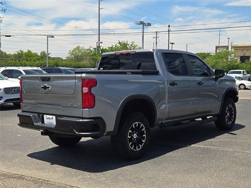 Used 2024 Chevrolet Silverado 1500 ZR2 w/ Technology Package AWD/4WD image 16