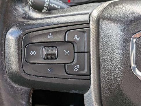 Used 2022 GMC Yukon Denali w/ Advanced Technology Package AWD/4WD image 28
