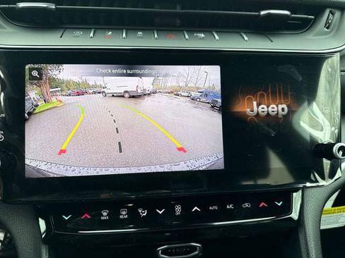 New 2026 Jeep Grand Cherokee Laredo image 24