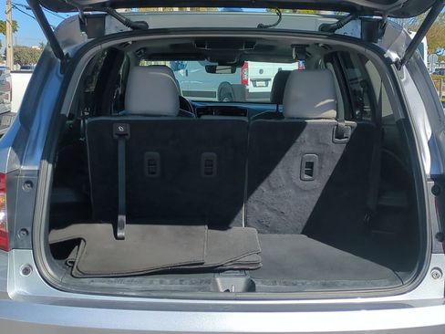 Used 2022 Toyota Highlander Platinum image 14