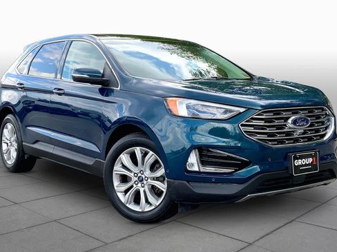 Used 2020 Ford Edge Titanium w/ Equipment Group 301A AWD/4WD image 3