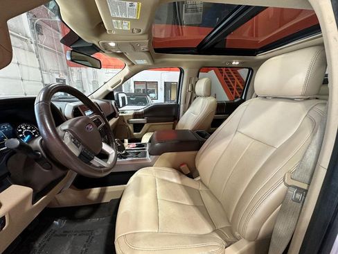 Used 2019 Ford F150 Lariat w/ Equipment Group 502A Luxury image 16