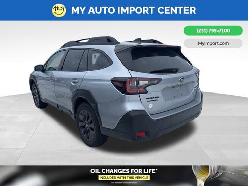 Used 2023 Subaru Outback Onyx Edition image 4