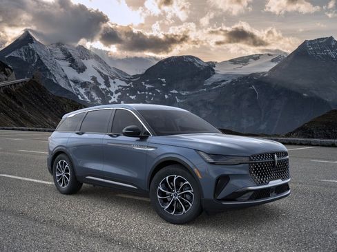 New 2026 Lincoln Nautilus Premier w/ Equipment Group 102A AWD/4WD image 7