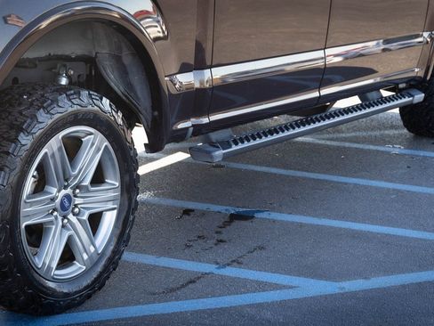 Used 2019 Ford F150 XLT w/ Equipment Group 302A Luxury image 27