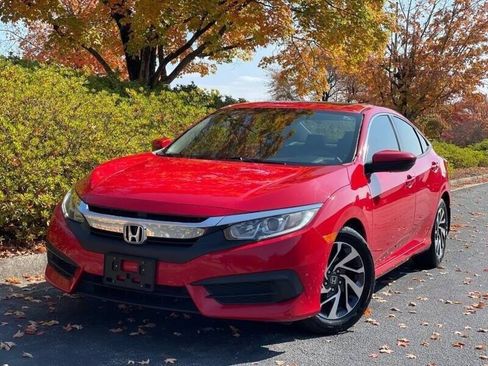 Used 2017 Honda Civic EX image 1