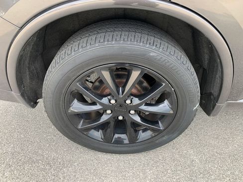 Used 2017 Dodge Durango GT w/ Blacktop Package AWD/4WD image 9