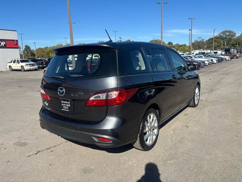 Used 2015 MAZDA MAZDA5 Touring image 3