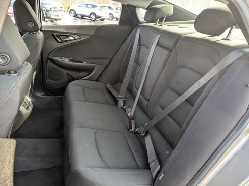 Used 2023 Chevrolet Malibu LT image 18