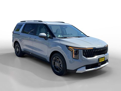 New 2026 Kia Carnival EX FWD image 7