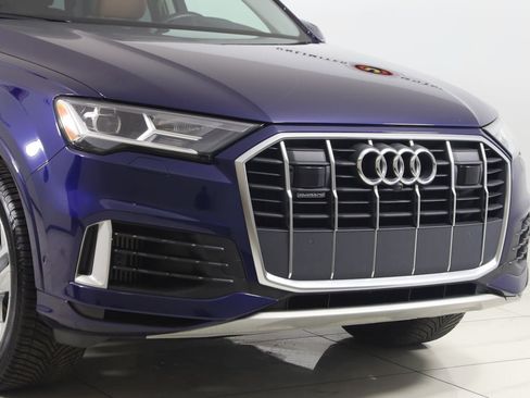 Used 2023 Audi Q7 3.0T Premium Plus w/ Premium Plus Package AWD/4WD image 38