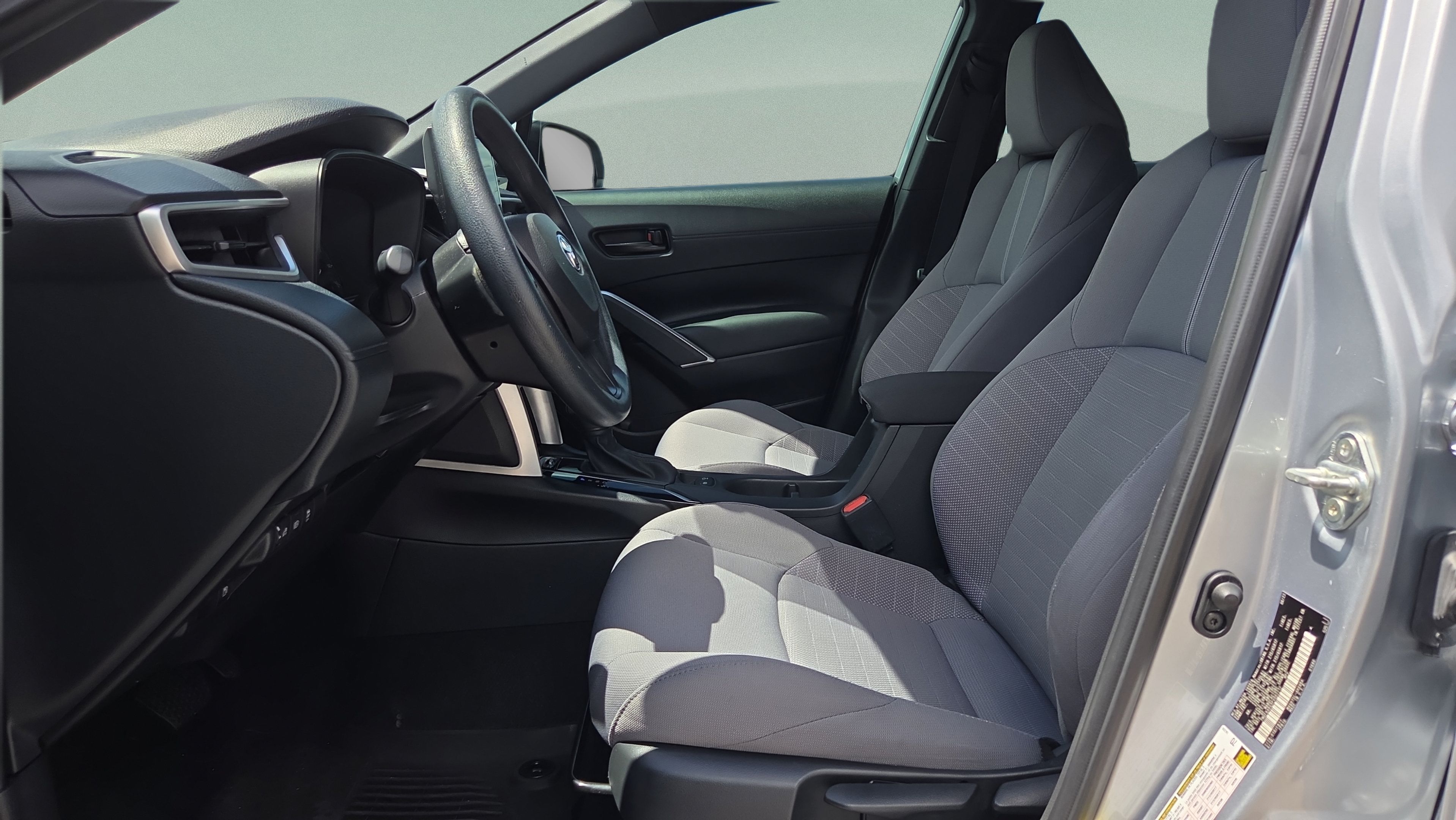 Certified 2023 Toyota Corolla Cross AWD Hybrid image 10